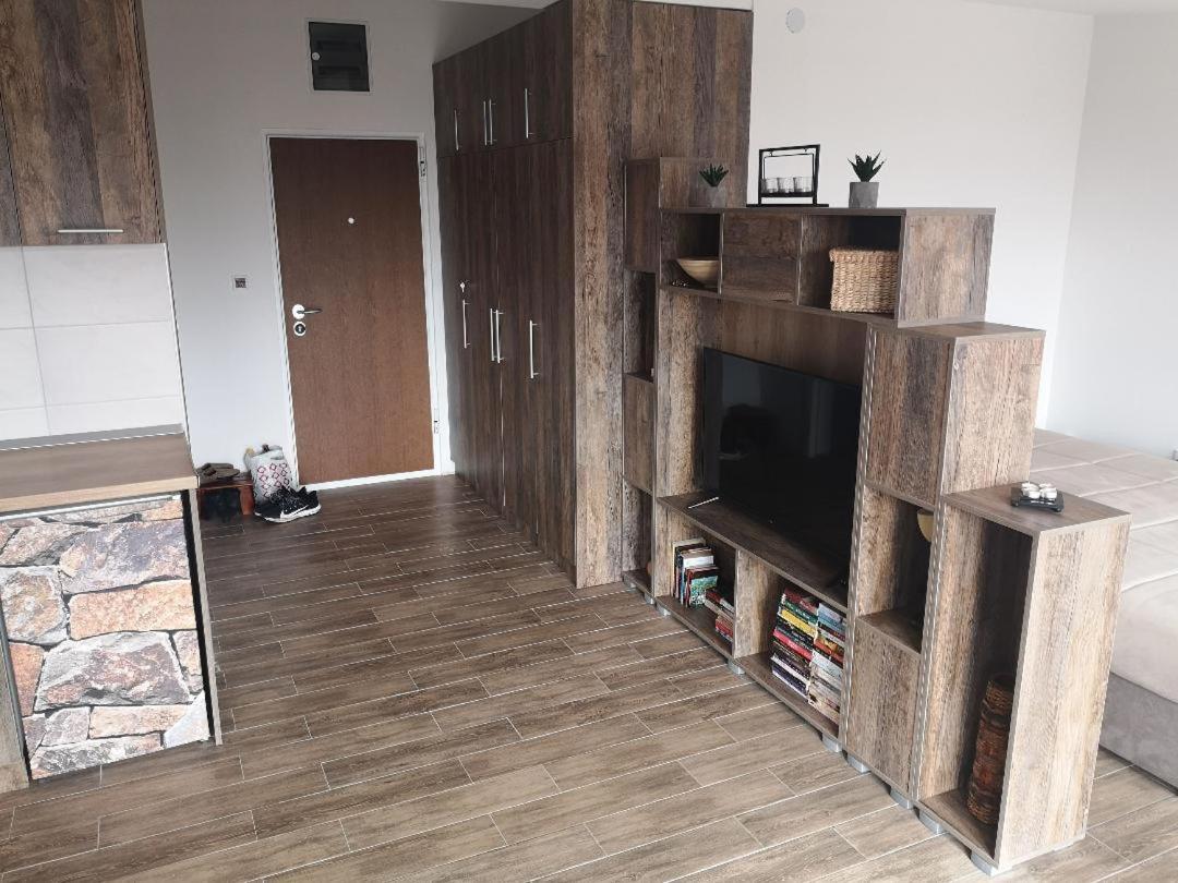 Laki Apartman Zaovine Ngoại thất bức ảnh